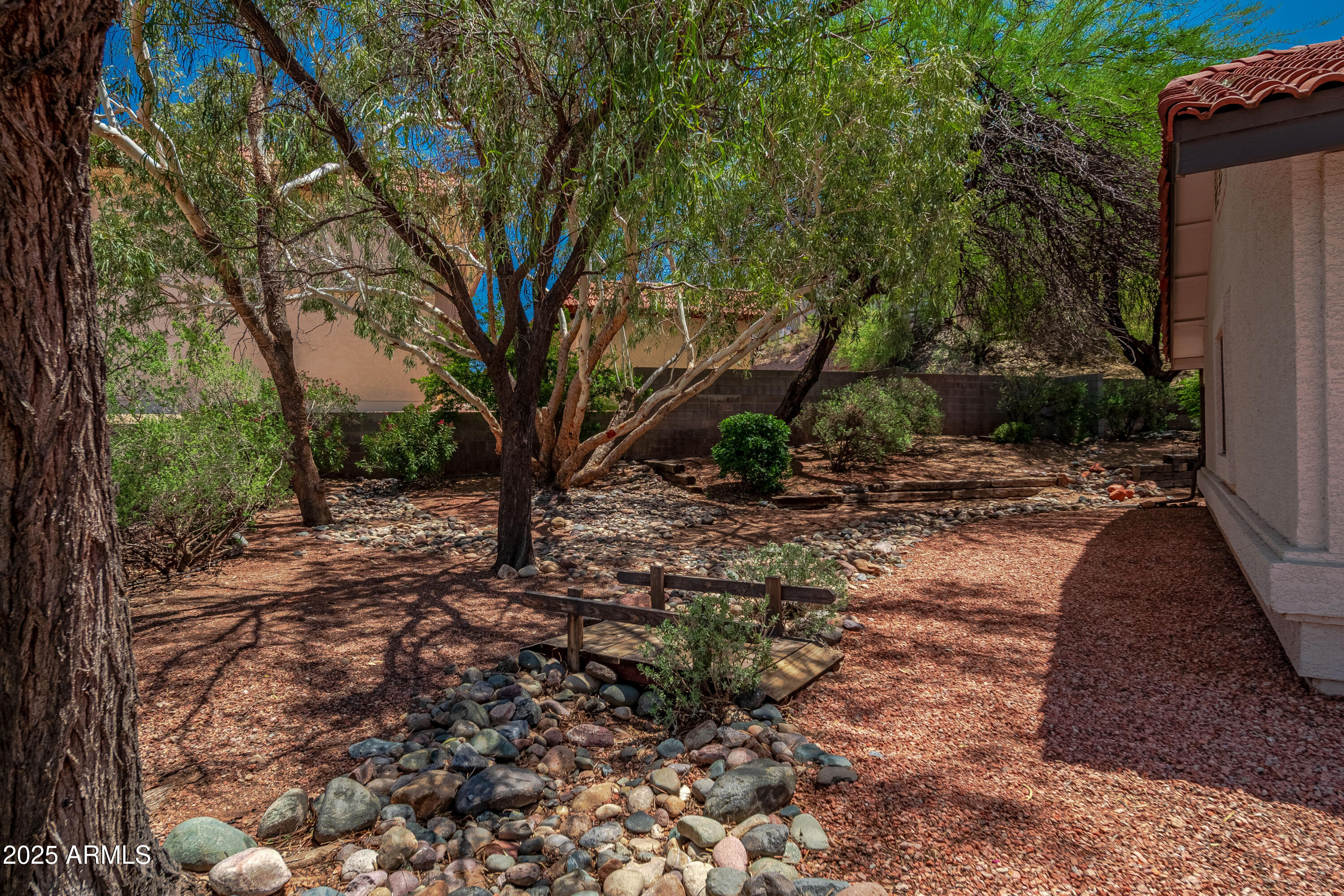 2105 W TERRACE Drive