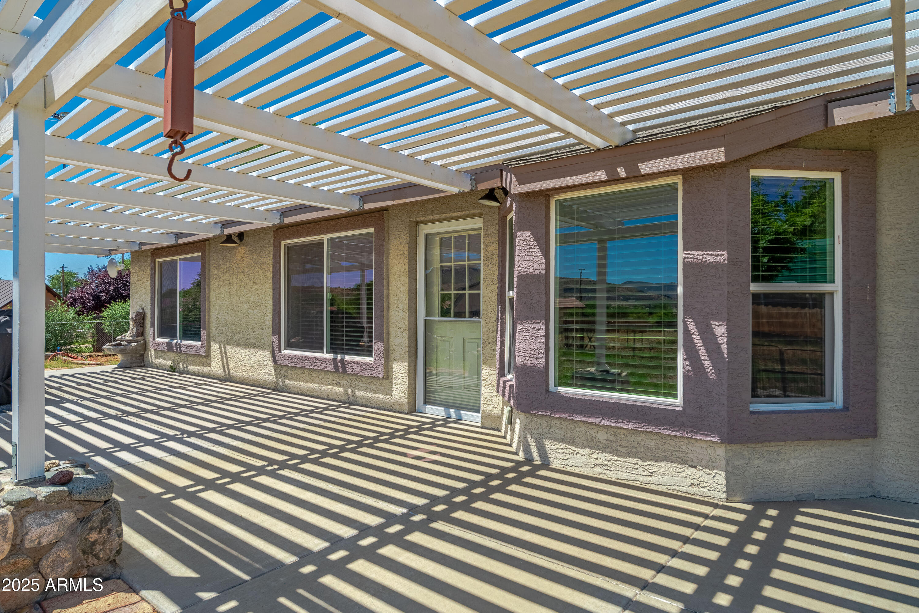 17696 W FOOTHILL Road