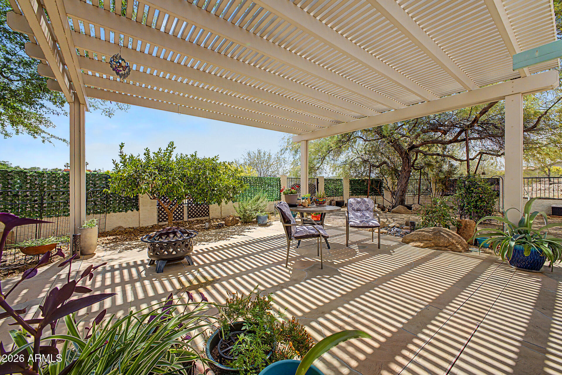 1340 E ROCK WREN Road