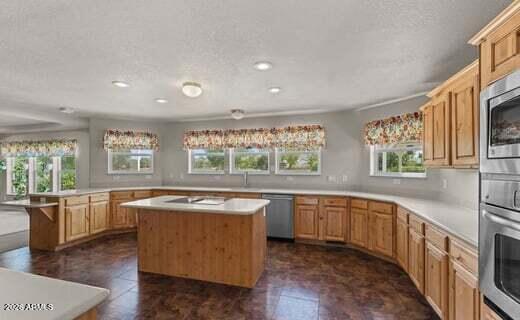 15181 W SUNSHINE Lane