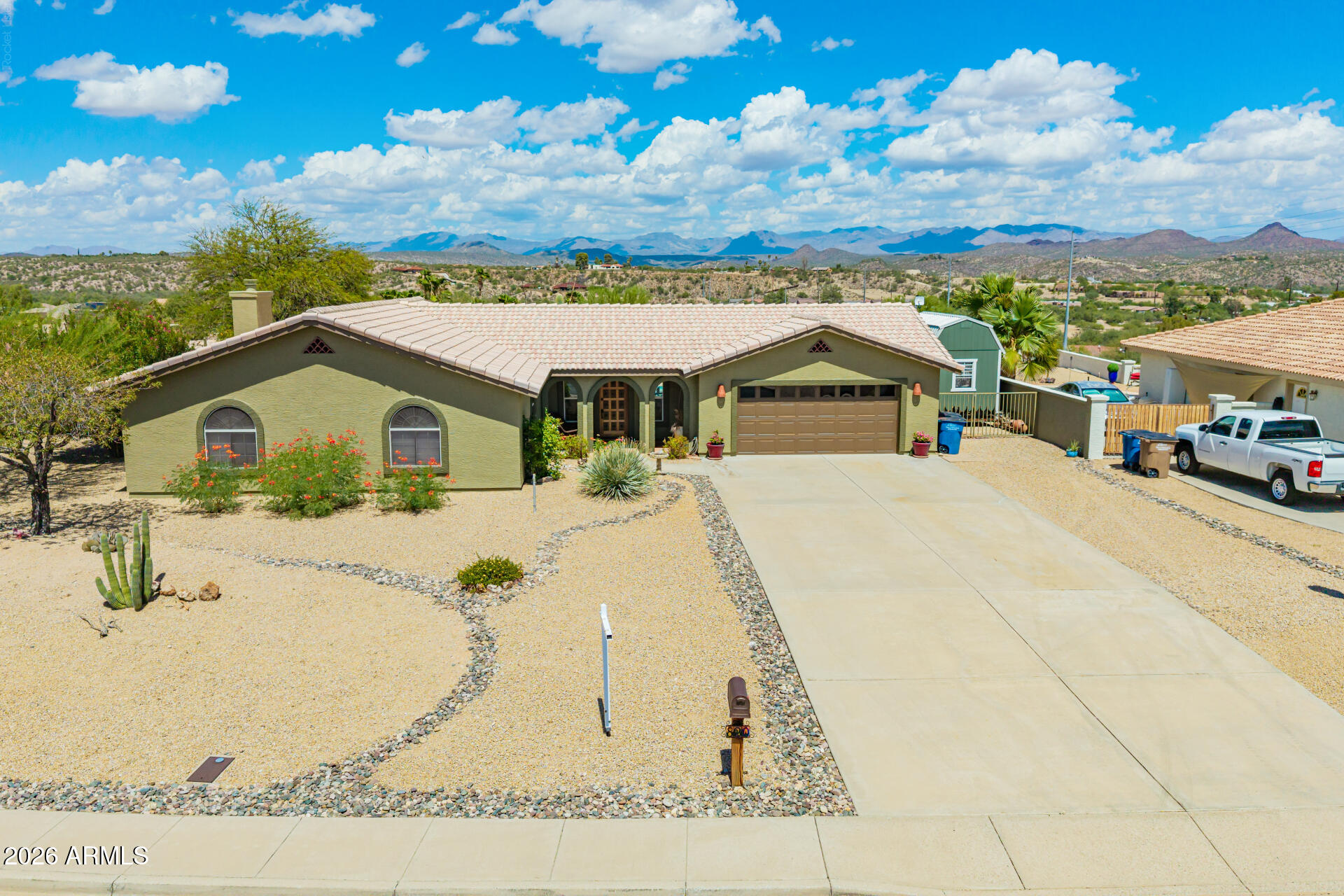 820 SIERRA VISTA Drive