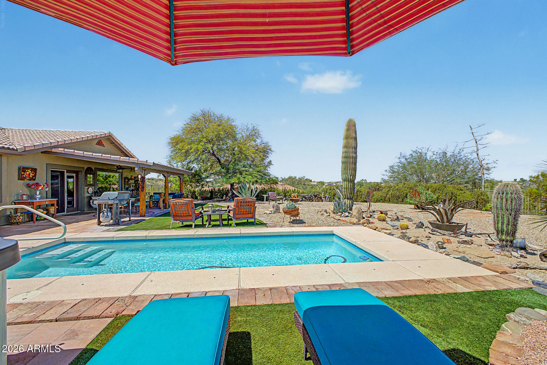 820 SIERRA VISTA Drive