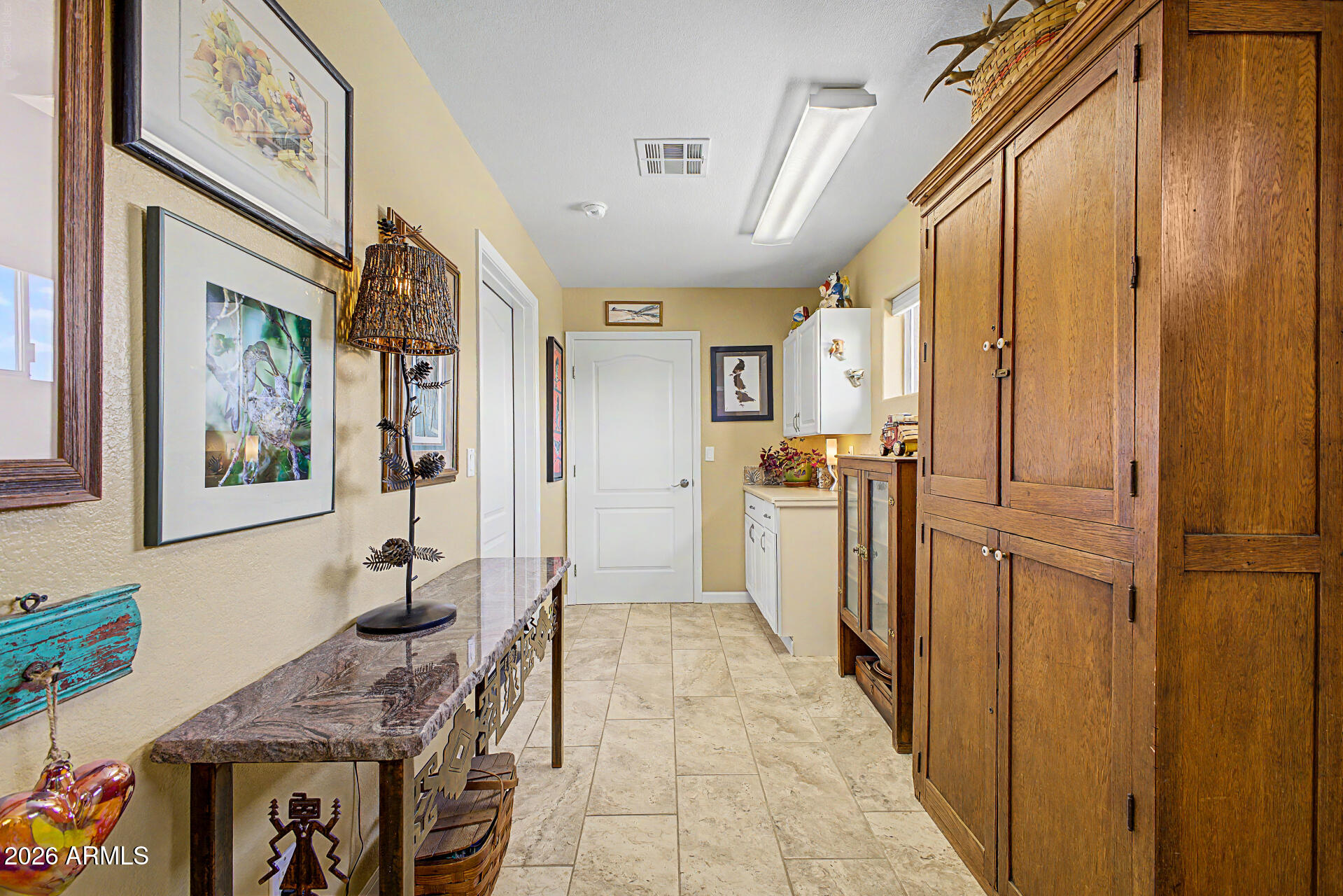 820 SIERRA VISTA Drive