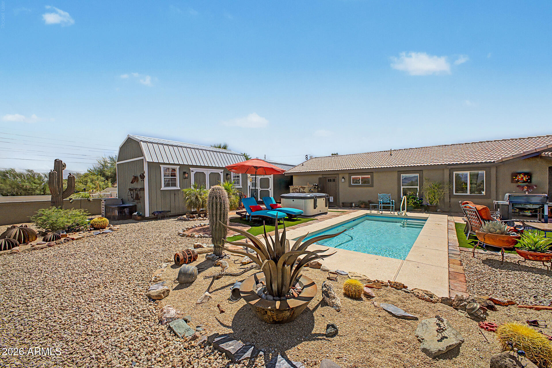 820 SIERRA VISTA Drive