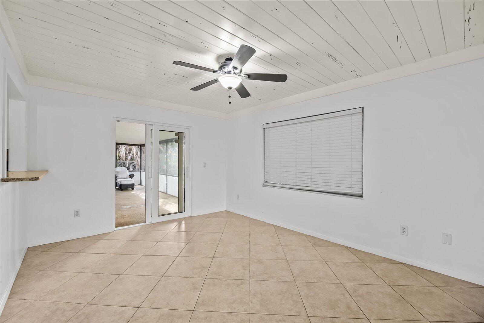 1250 SE Petunia Avenue, Port St. Lucie