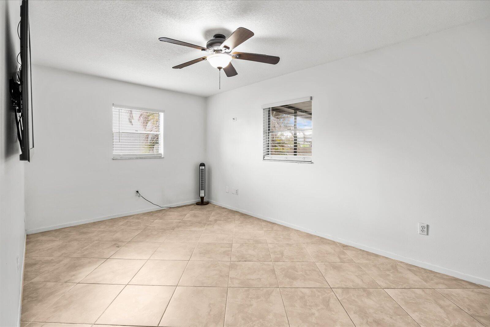 1250 SE Petunia Avenue, Port St. Lucie