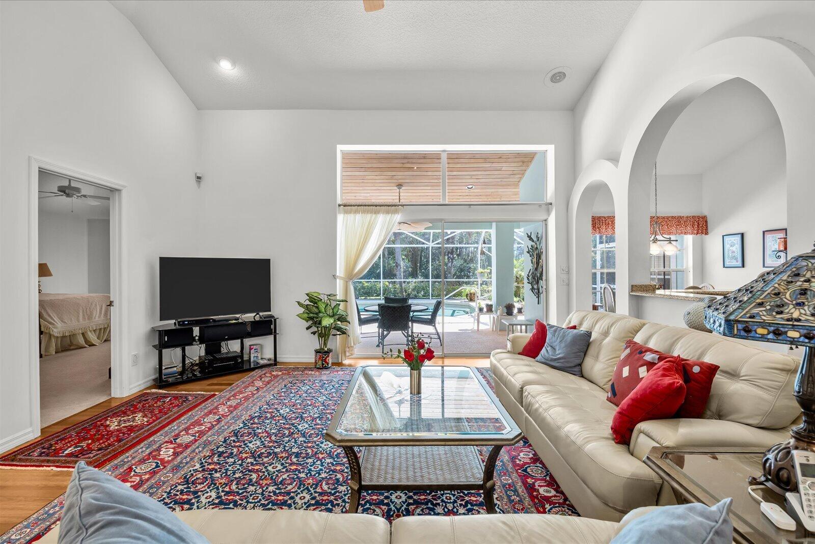 340 SE Saint Lucie Boulevard