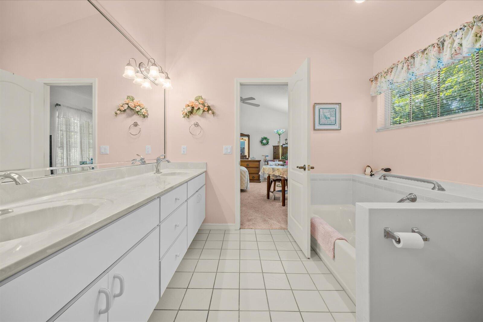 340 SE Saint Lucie Boulevard