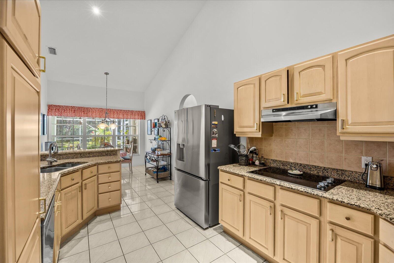 340 SE Saint Lucie Boulevard