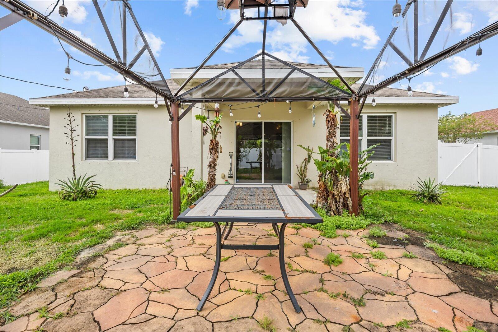 1749 SW Alberca Lane, Port St. Lucie