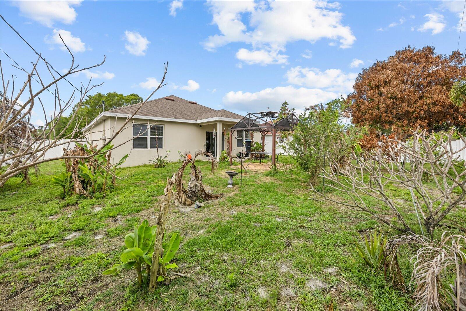 1749 SW Alberca Lane, Port St. Lucie