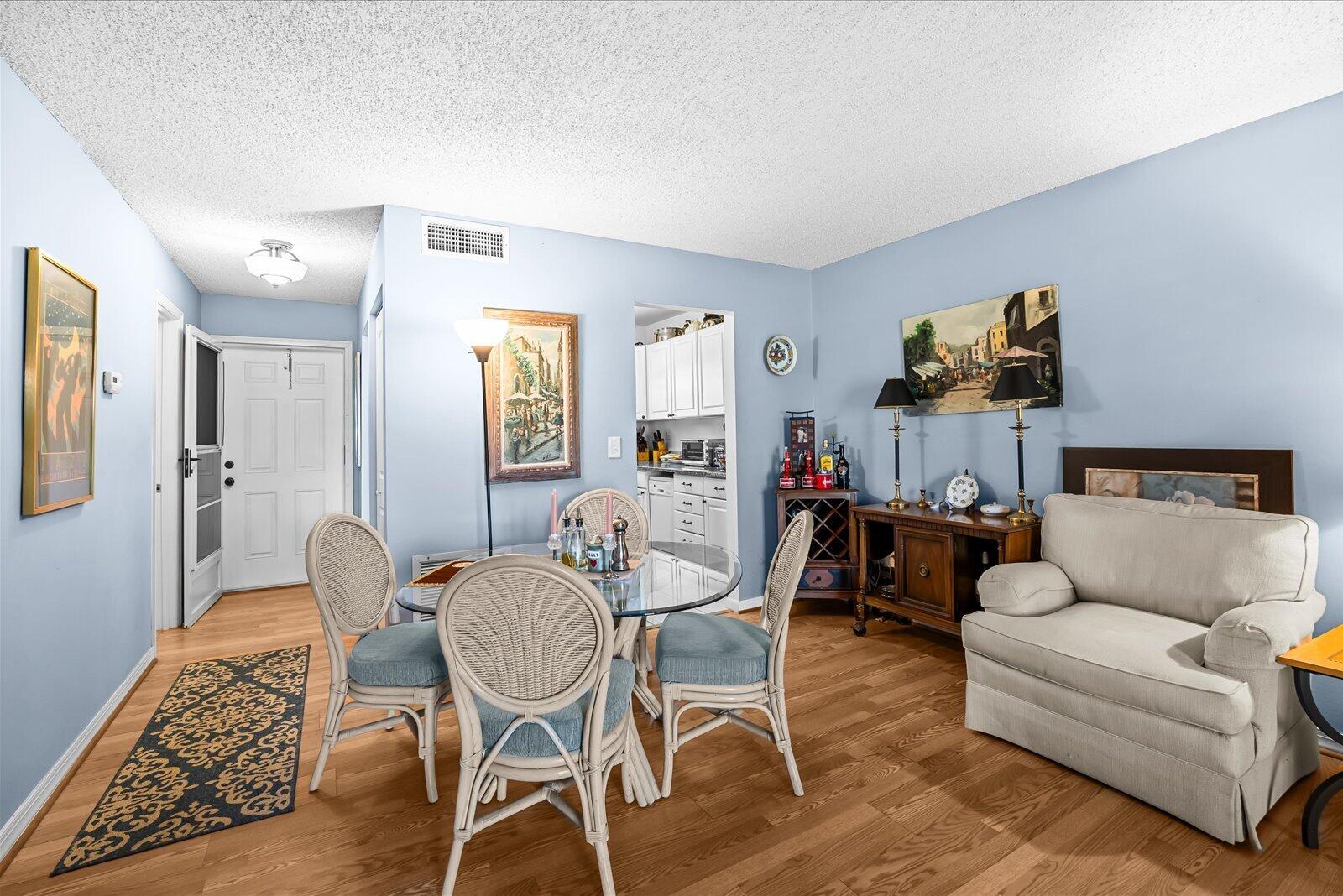 1943 SW Palm City Road 22-d