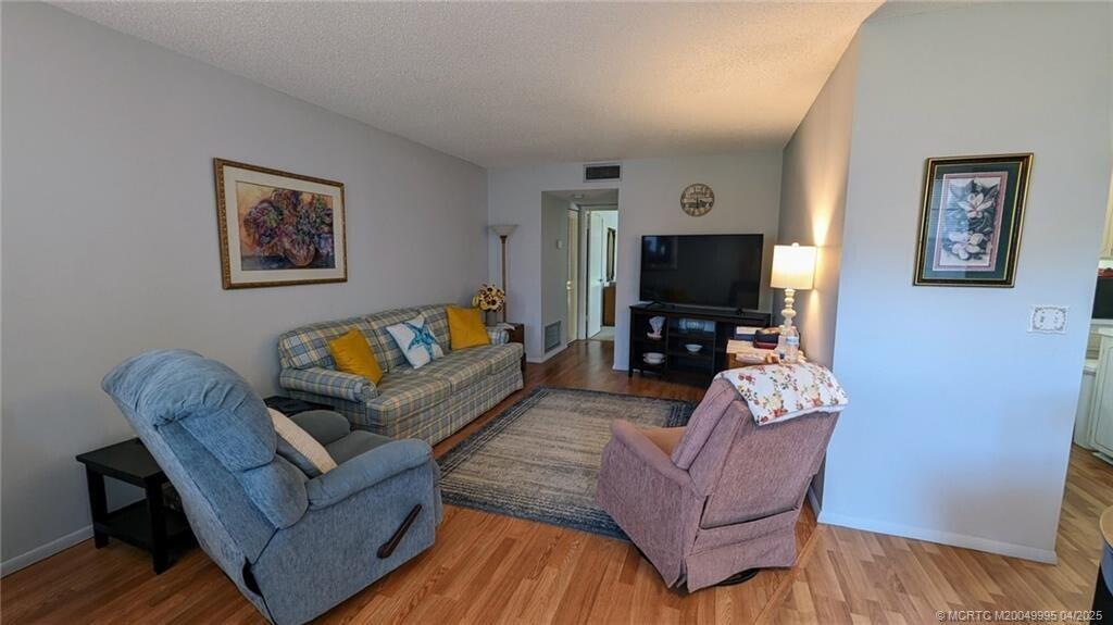 2600 SE Ocean Boulevard Gg5