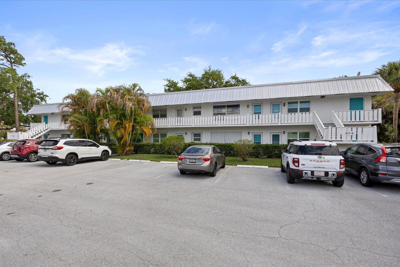 2929 SE Ocean Boulevard 104-7