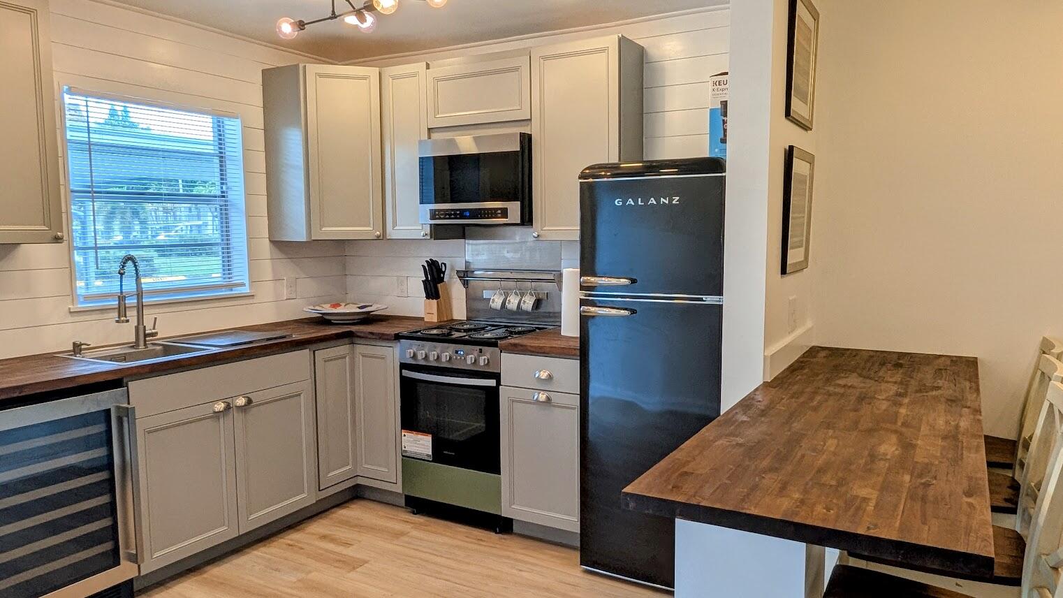 2950 SE Ocean Boulevard 5-2