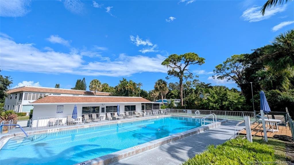 2950 SE Ocean Boulevard 5-2