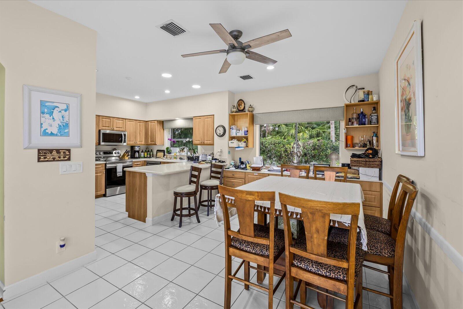 1515 NW Sawgrass Way