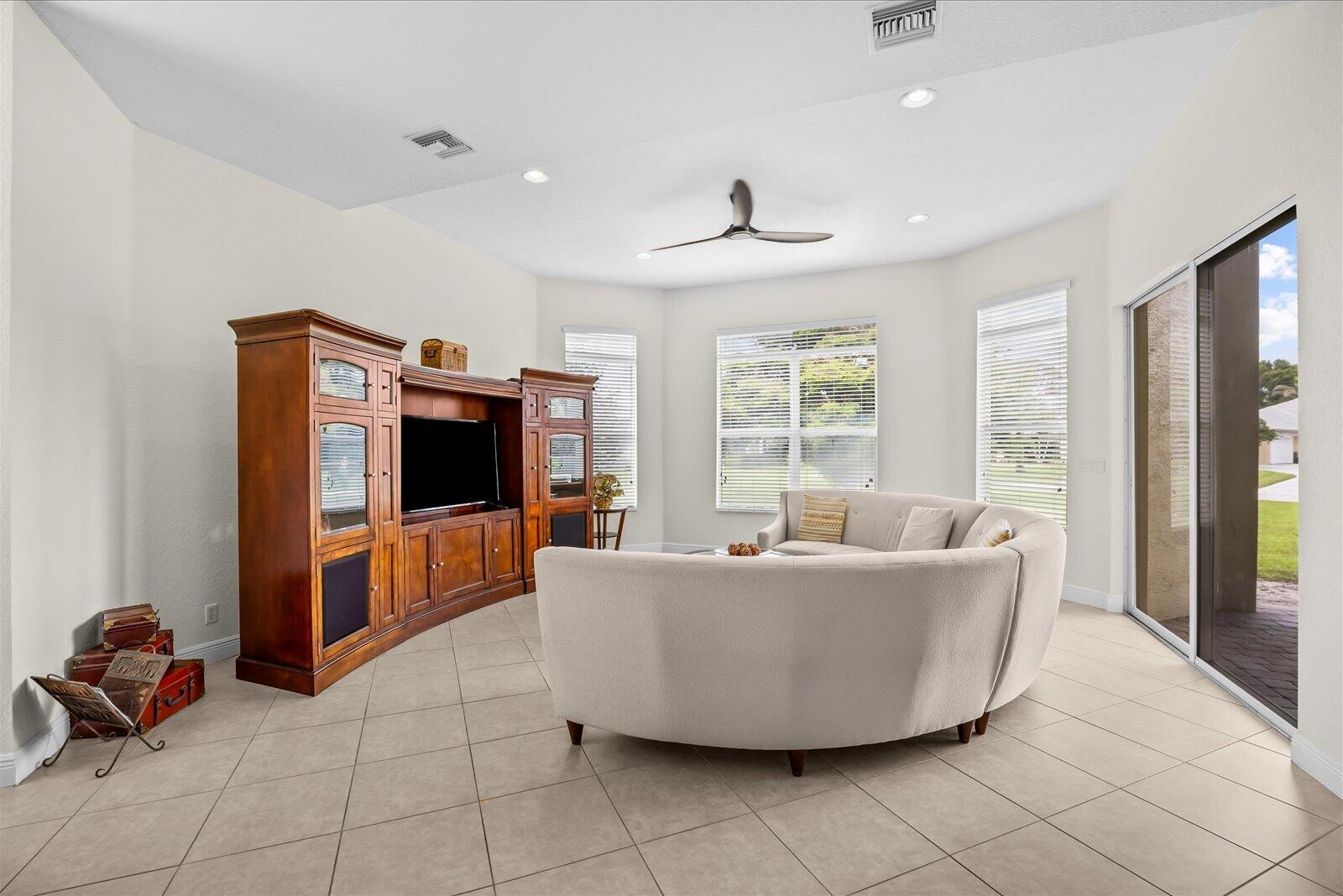 10303 SW Fiddlers Way