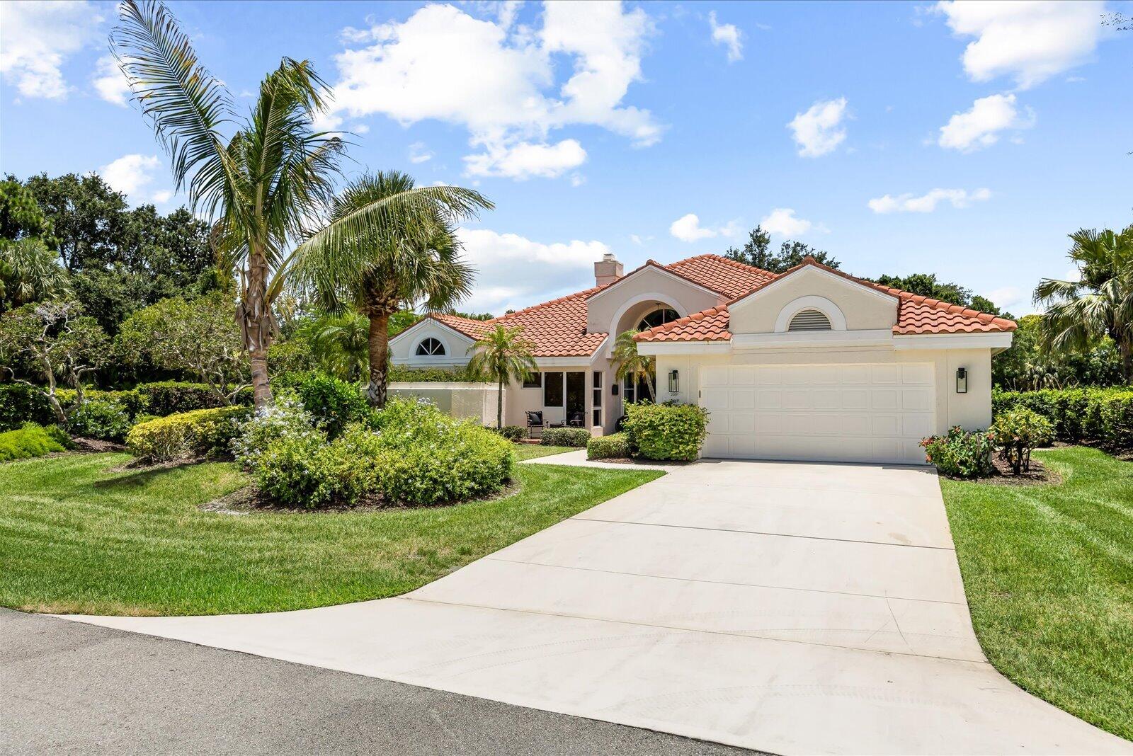 2001 NW Laurel Oak Lane