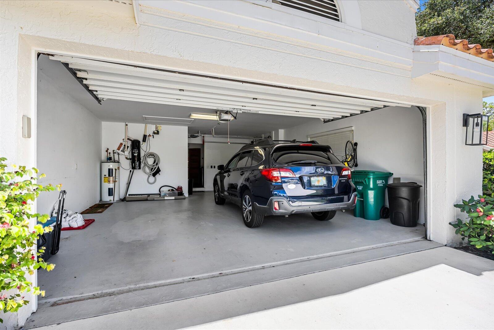 2001 NW Laurel Oak Lane