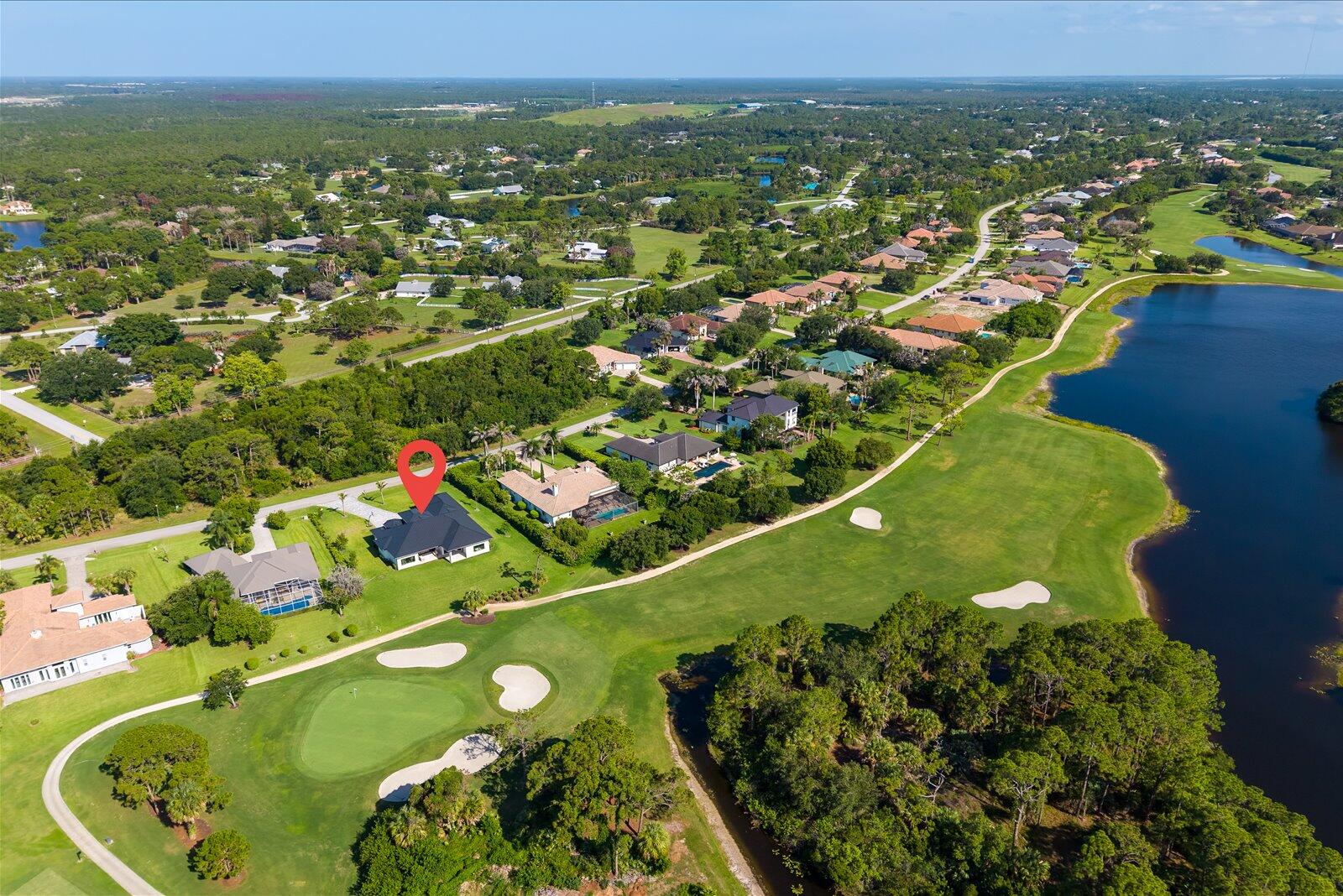 896 SW Squire Johns Lane