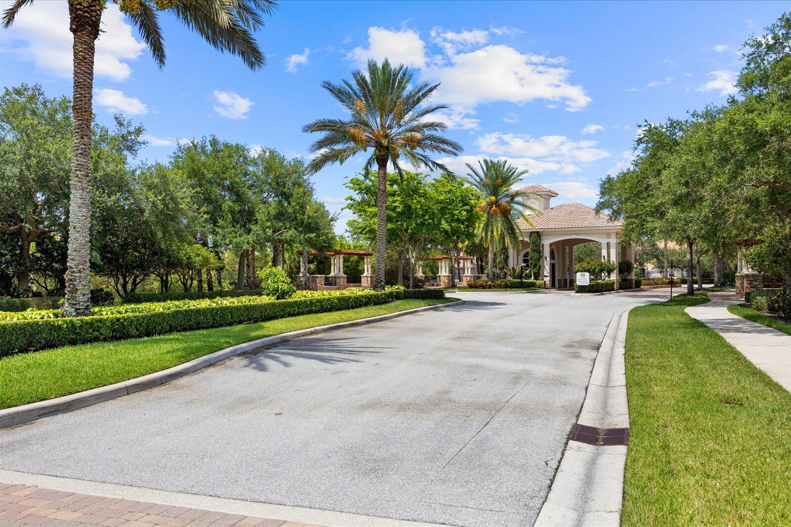 5718 SW Bald Eagle Drive