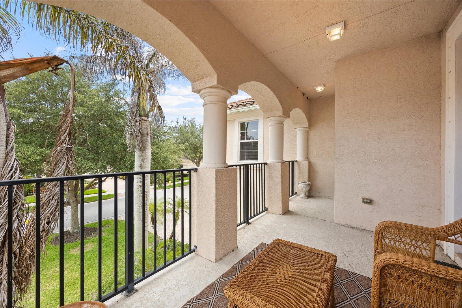 5718 SW Bald Eagle Drive