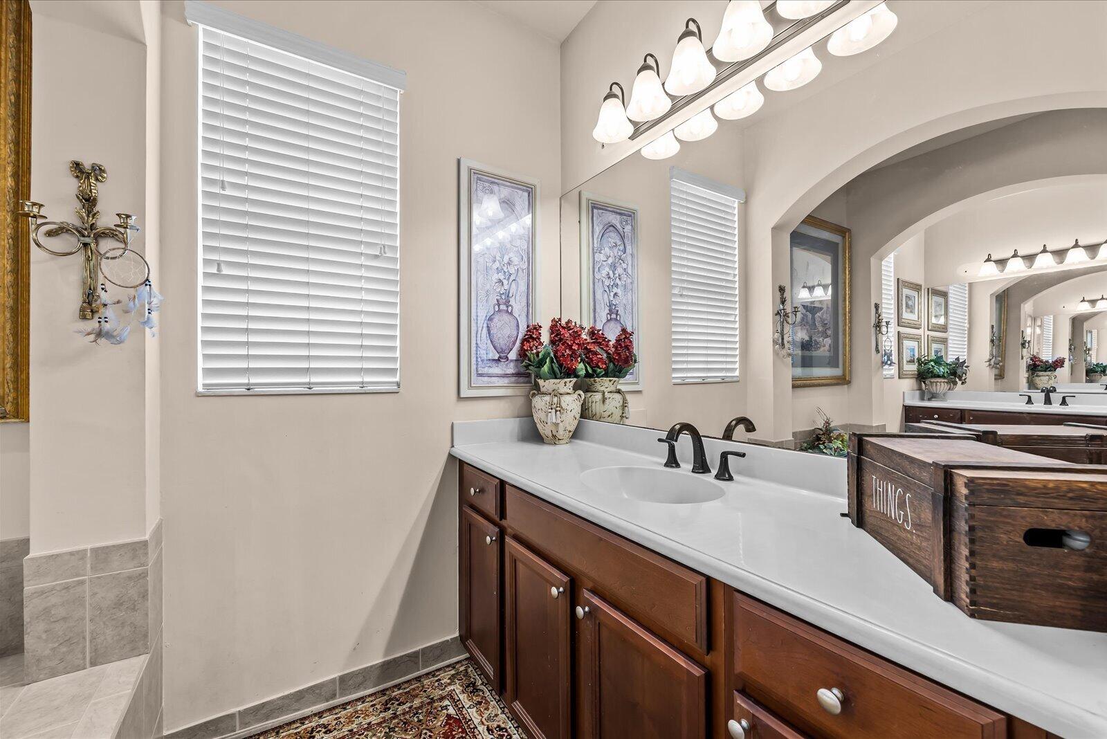 5718 SW Bald Eagle Drive