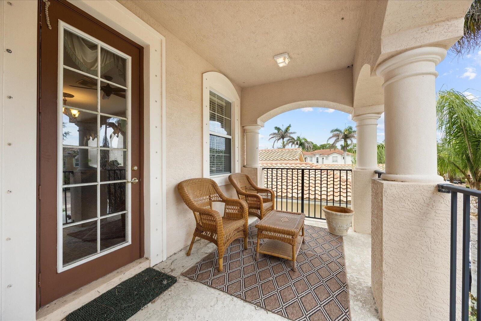 5718 SW Bald Eagle Drive