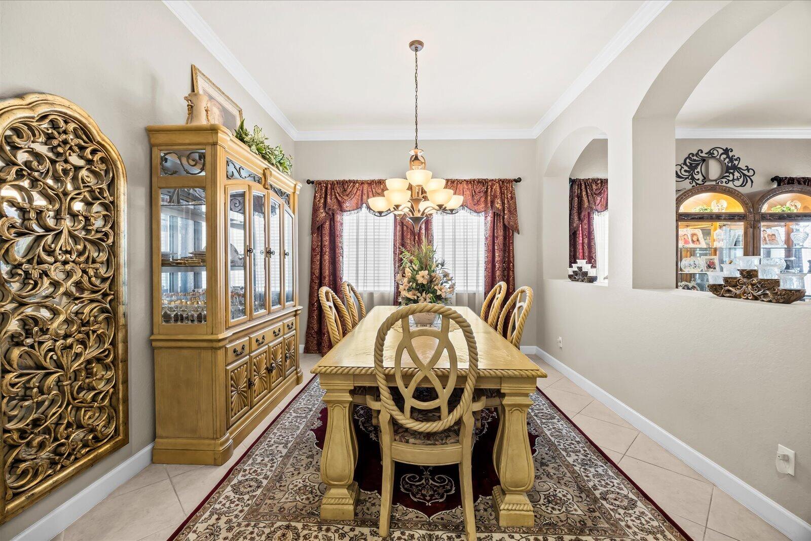 5718 SW Bald Eagle Drive