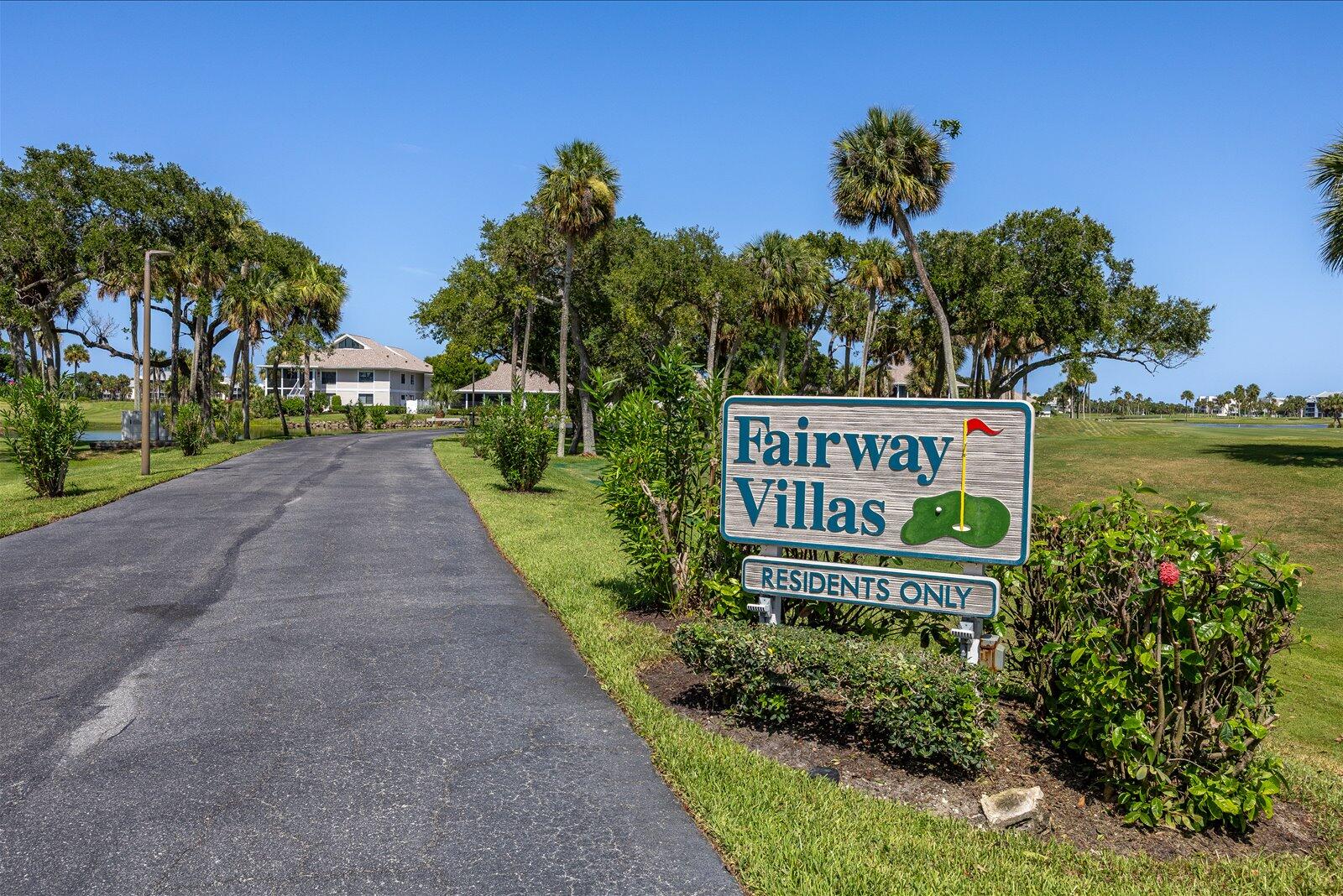 333 NE GOLFVIEW Circle