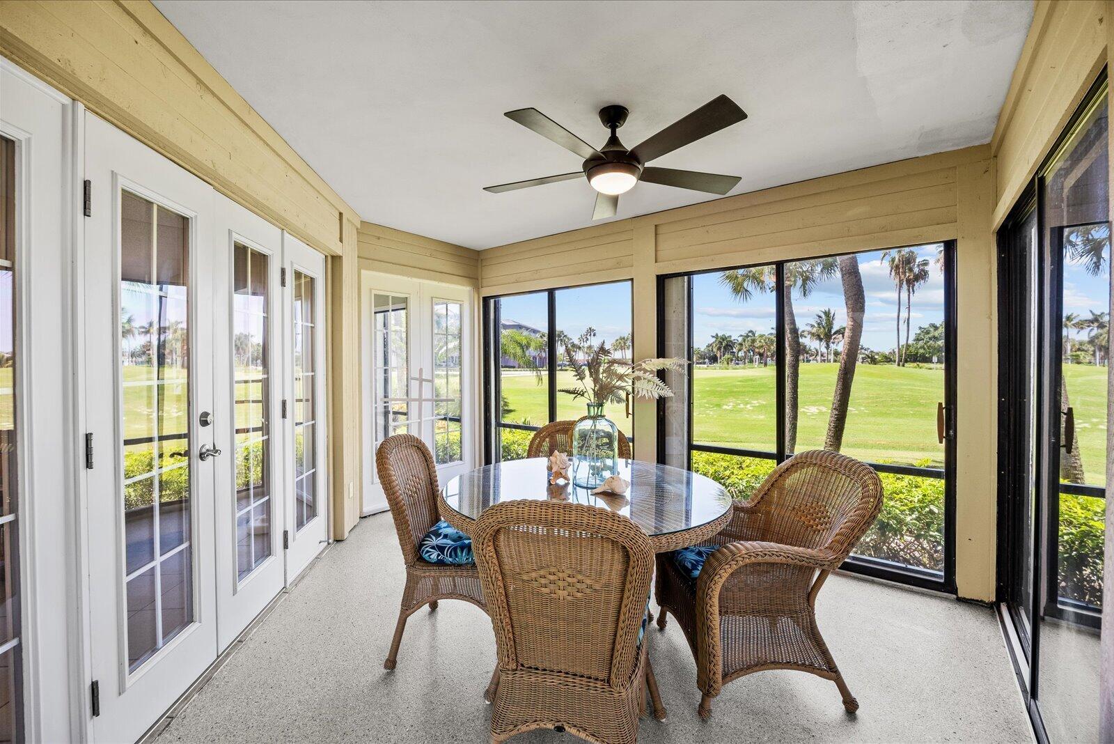333 NE GOLFVIEW Circle