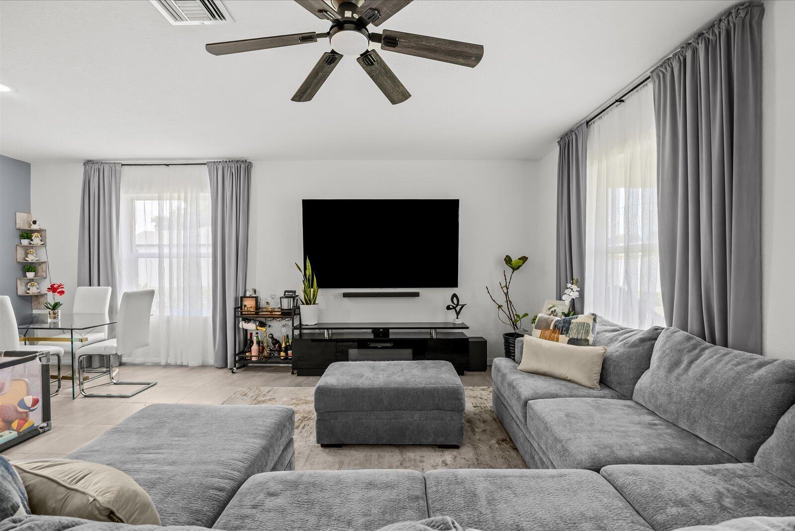 837 SW CALIFORNIA Boulevard, Port St. Lucie