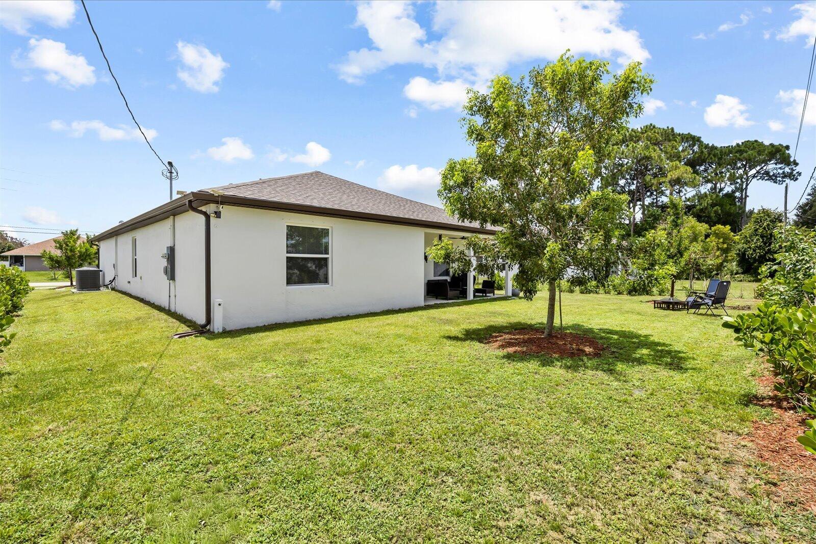 837 SW CALIFORNIA Boulevard, Port St. Lucie