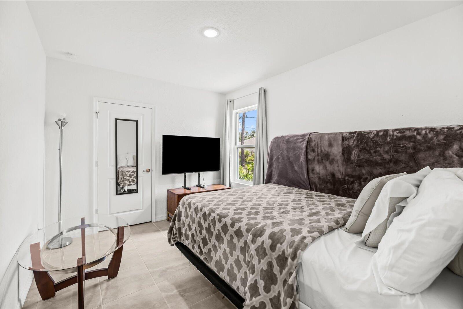 837 SW CALIFORNIA Boulevard, Port St. Lucie