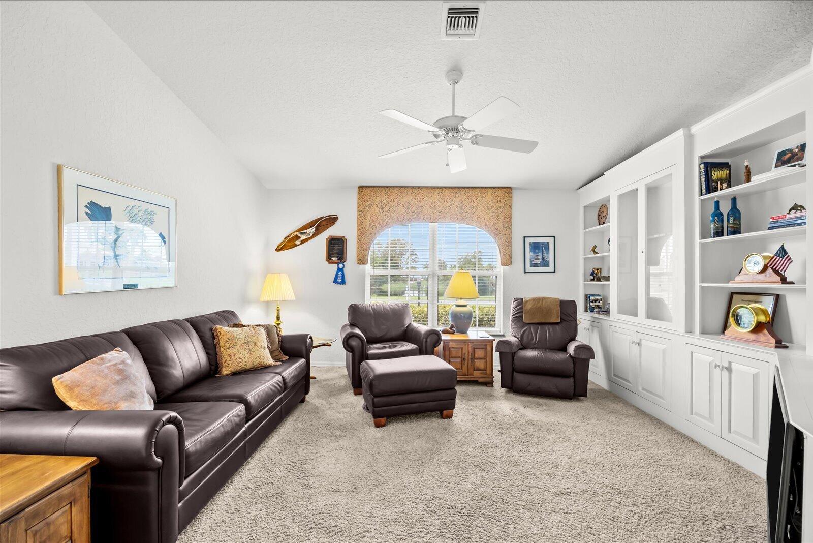 2375 NW Cove View