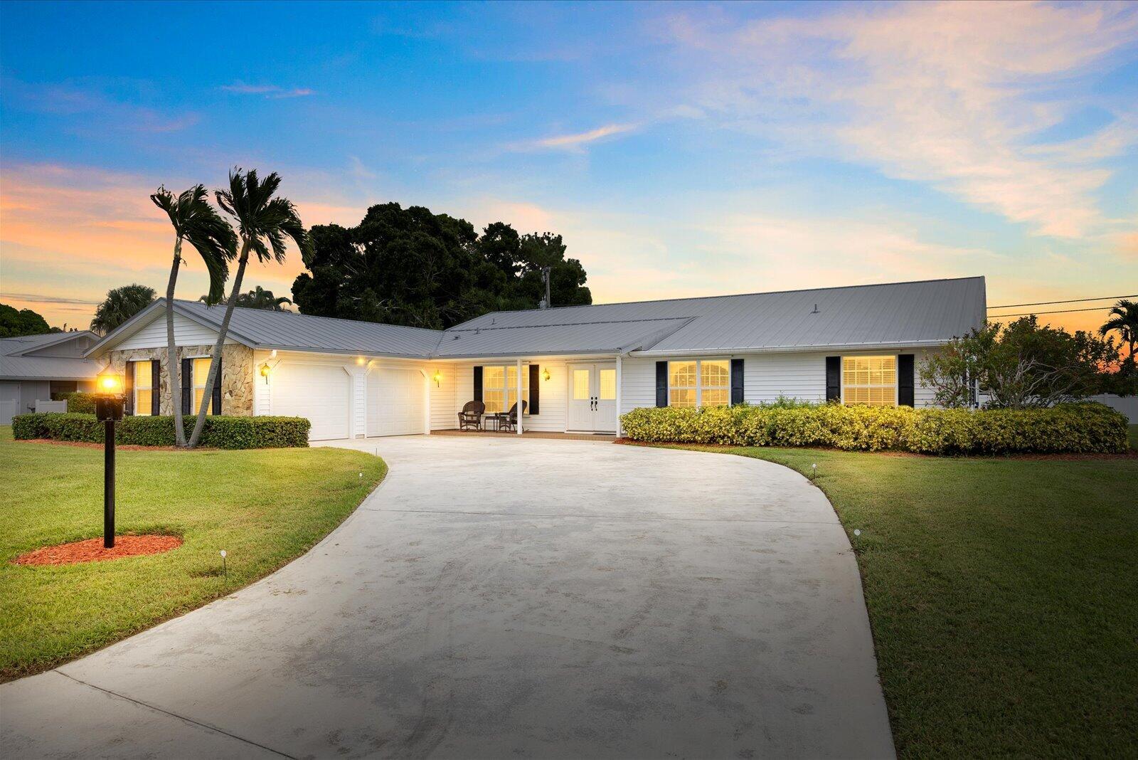 2375 NW Cove View