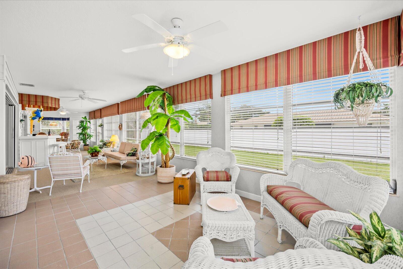 2375 NW Cove View
