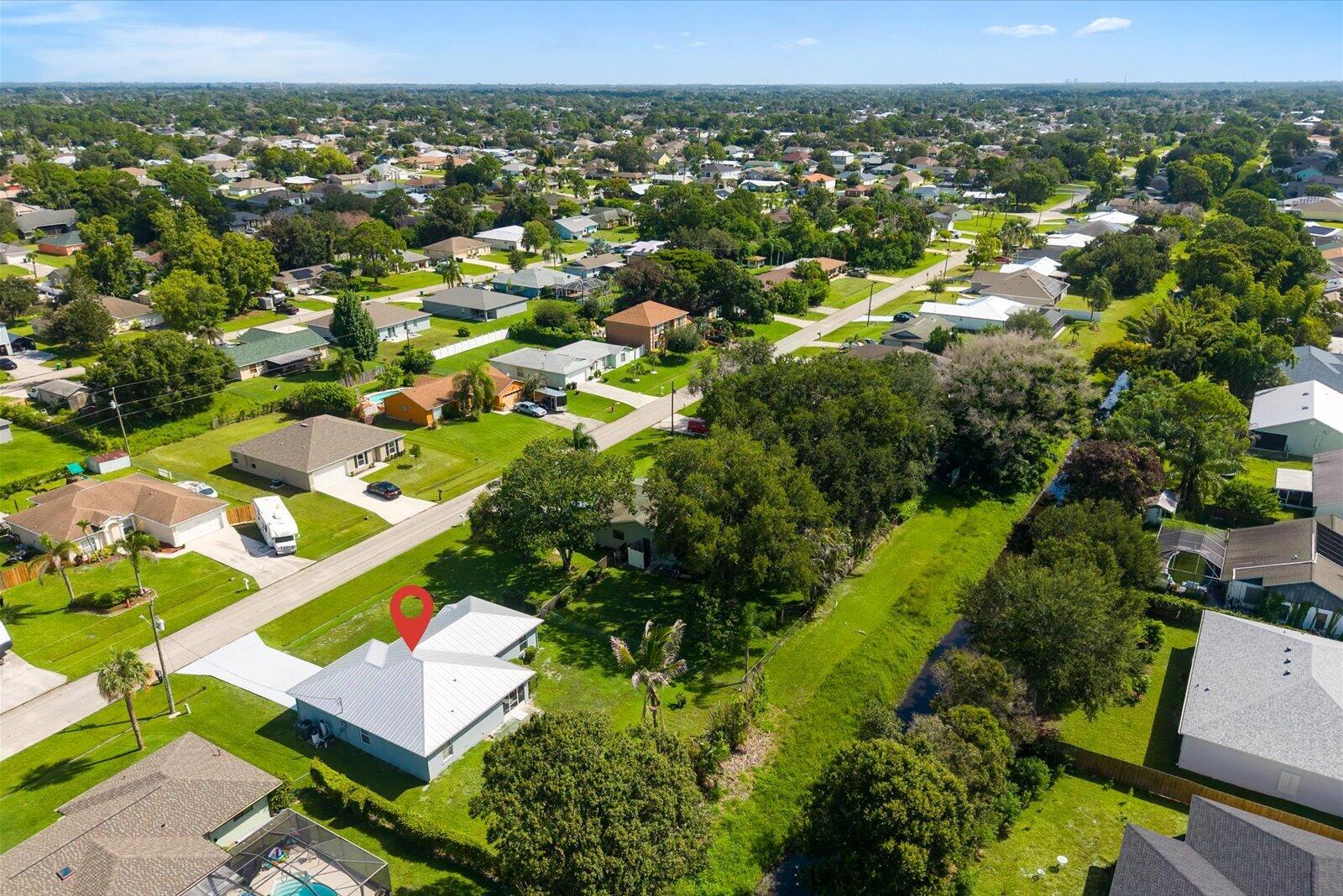256 SW CHRISTMAS Terrace, Port St. Lucie