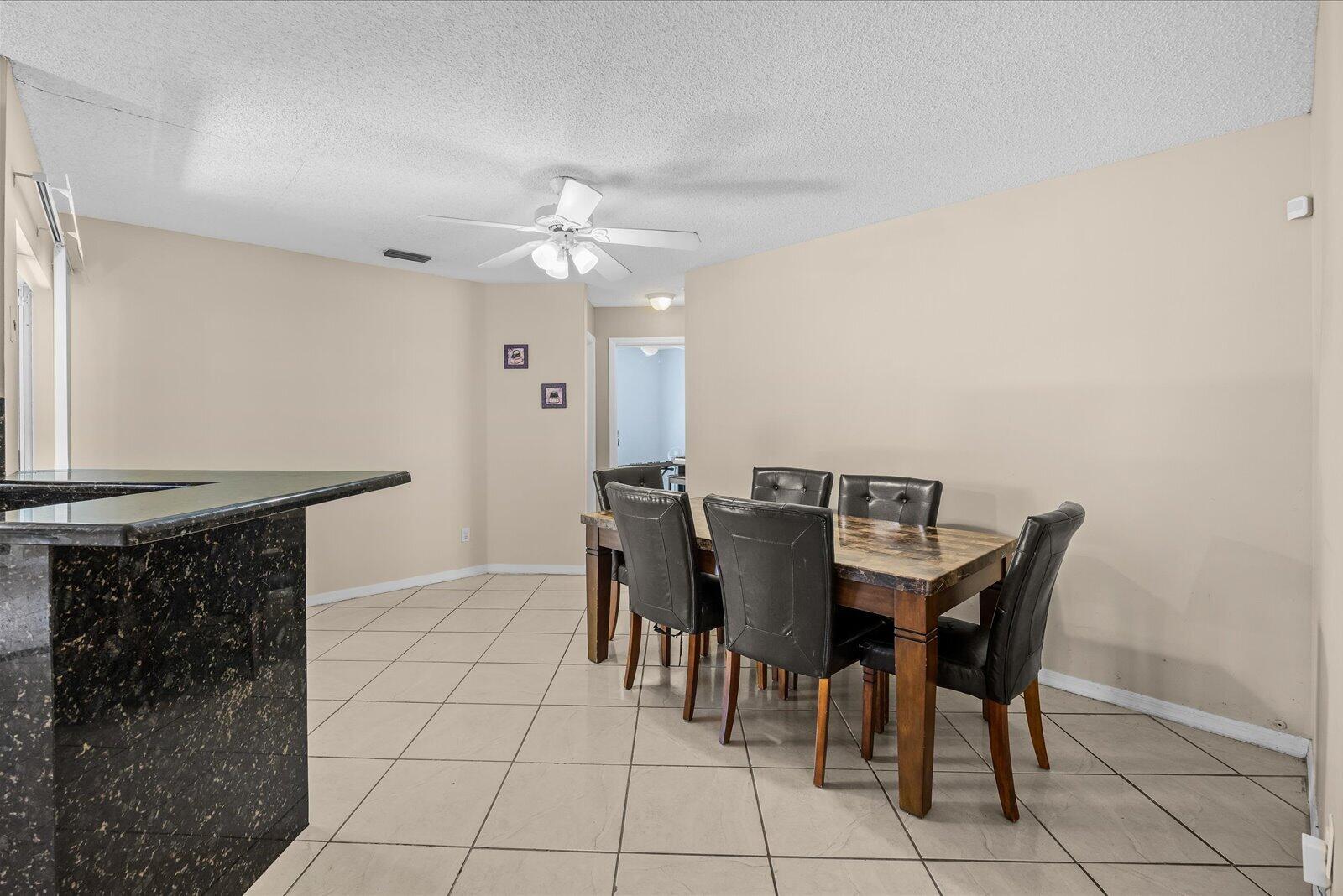 256 SW CHRISTMAS Terrace, Port St. Lucie
