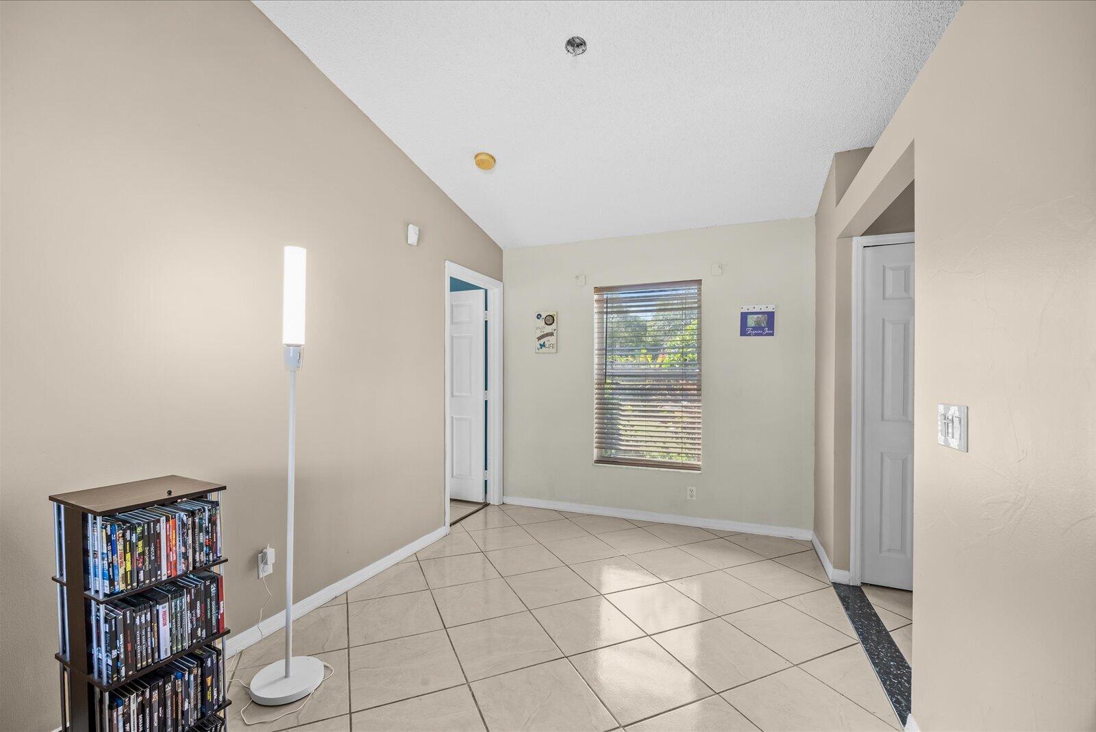 256 SW CHRISTMAS Terrace, Port St. Lucie