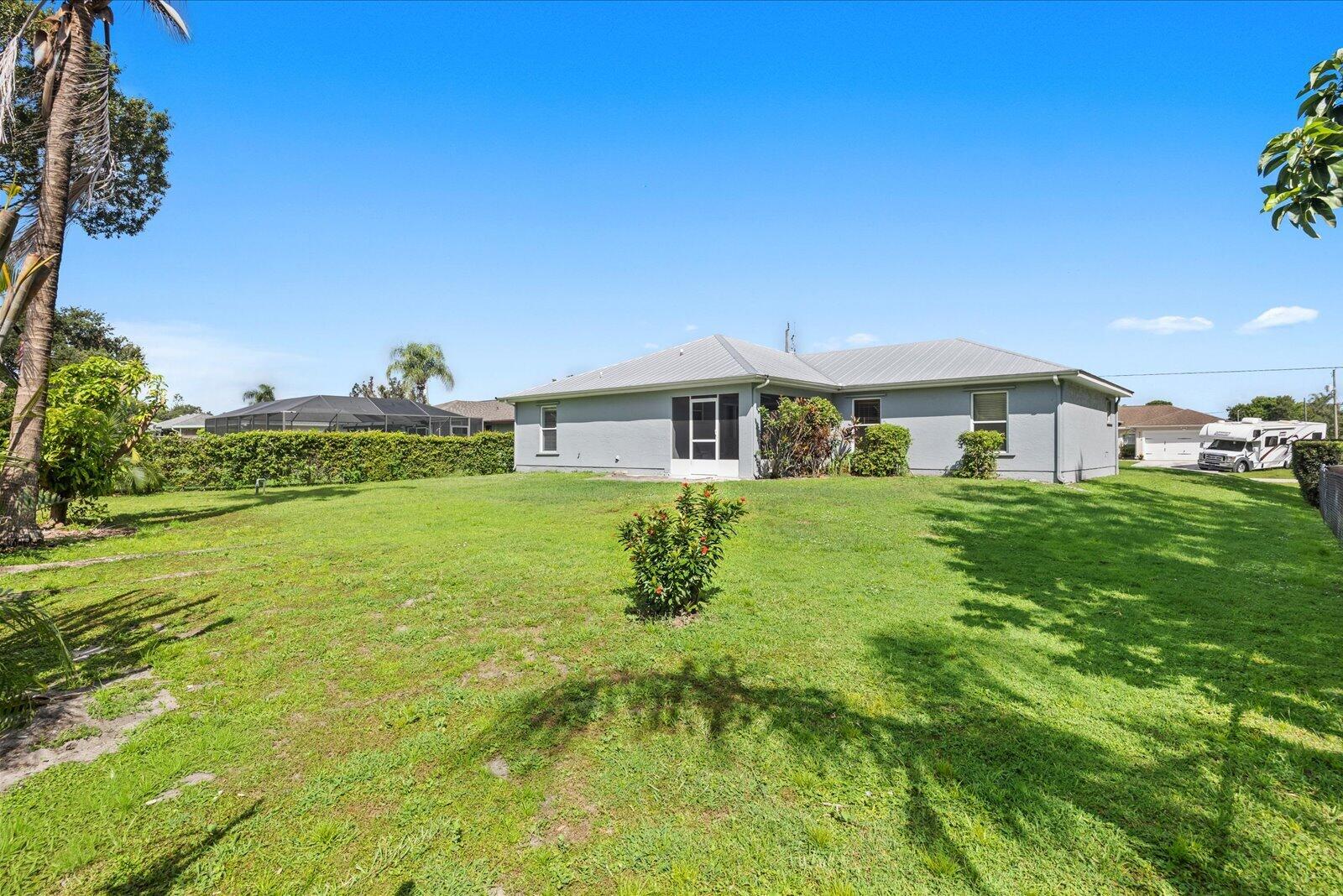 256 SW CHRISTMAS Terrace, Port St. Lucie