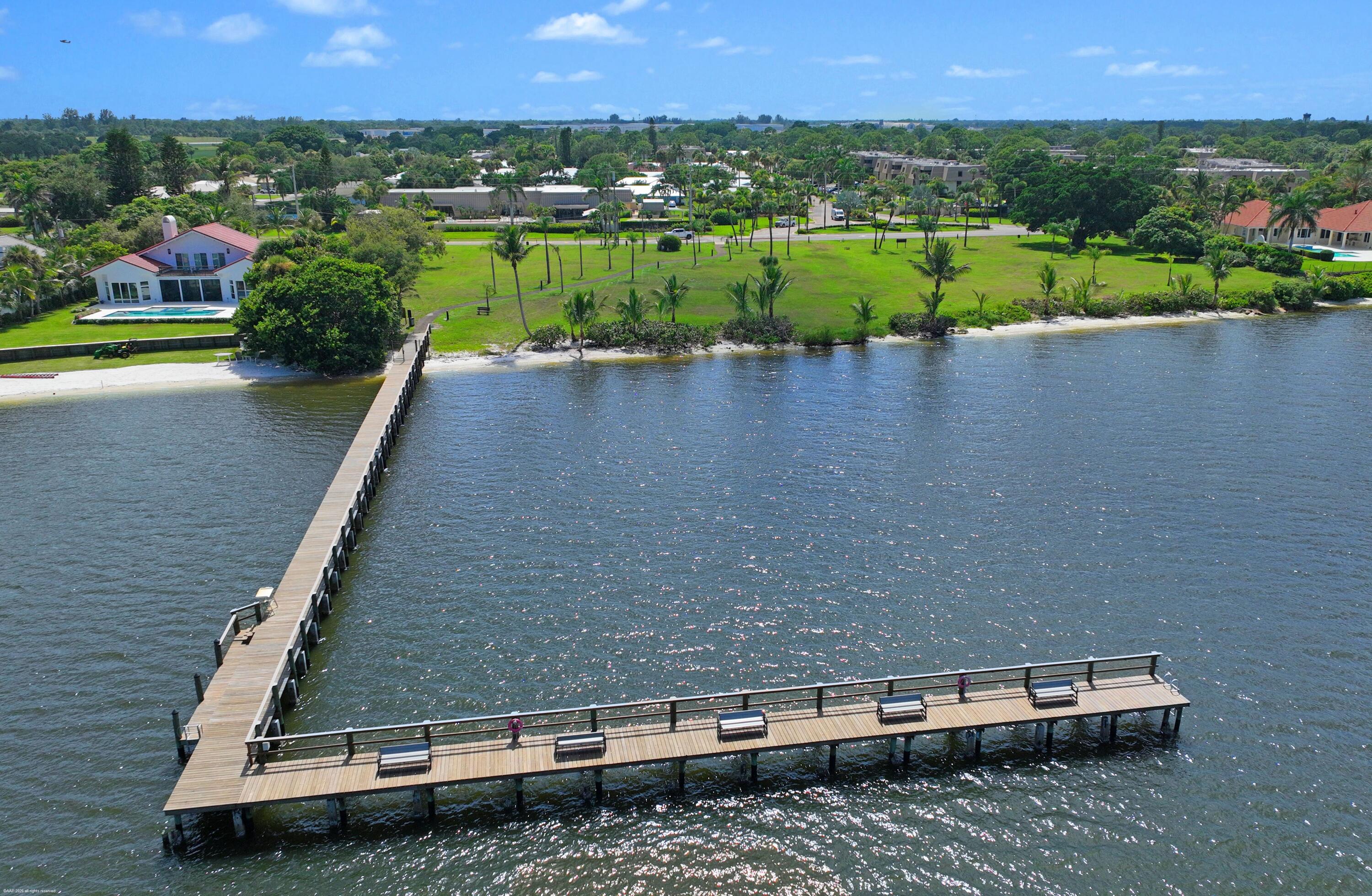 1800 SE SAINT LUCIE Boulevard 6-201