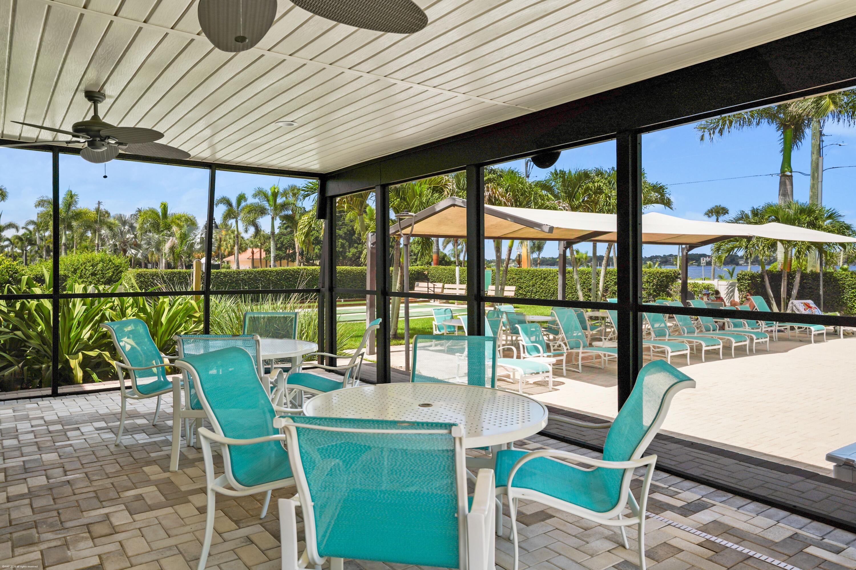 1800 SE SAINT LUCIE Boulevard 6-201