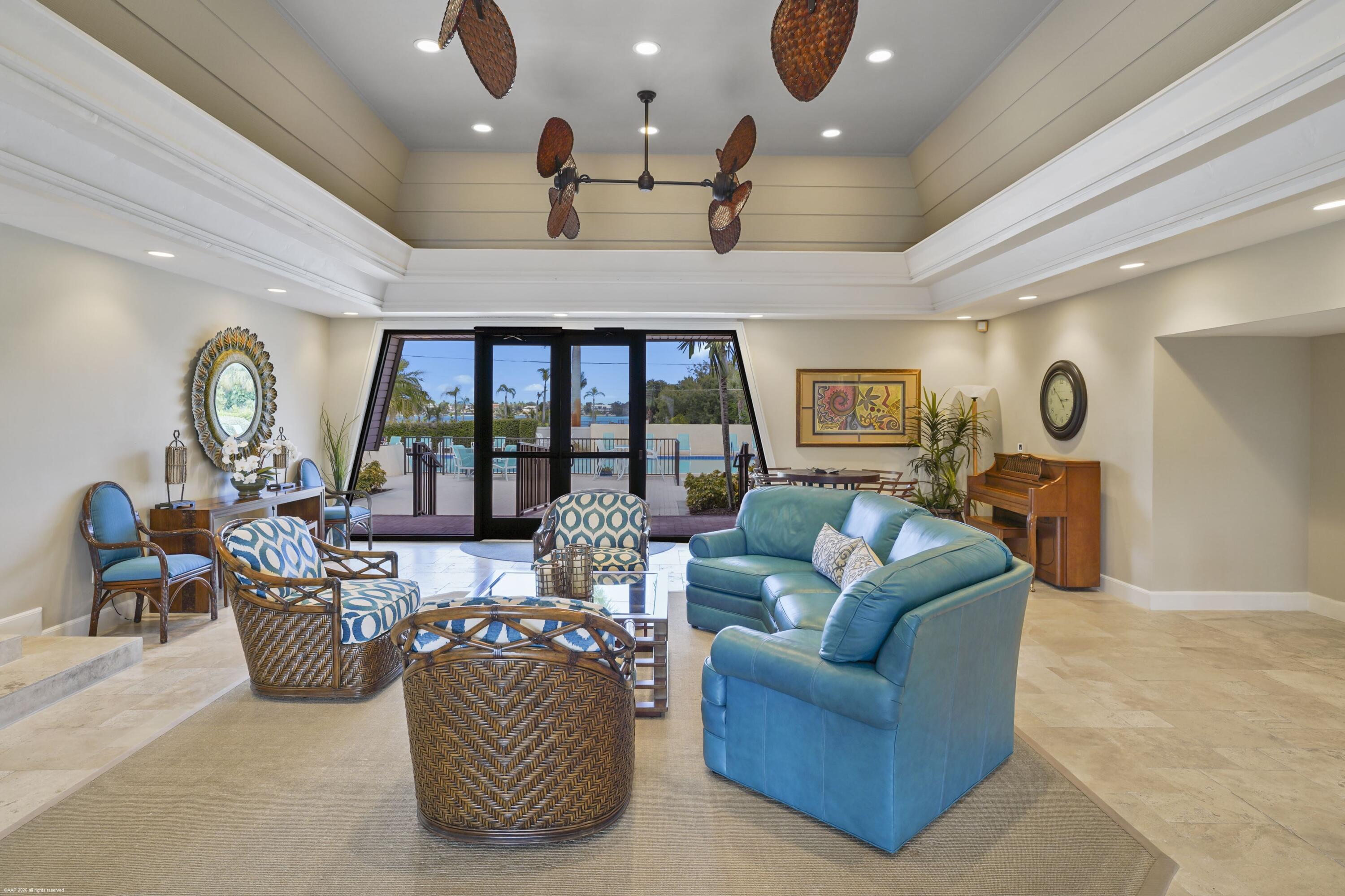 1800 SE SAINT LUCIE Boulevard 6-201