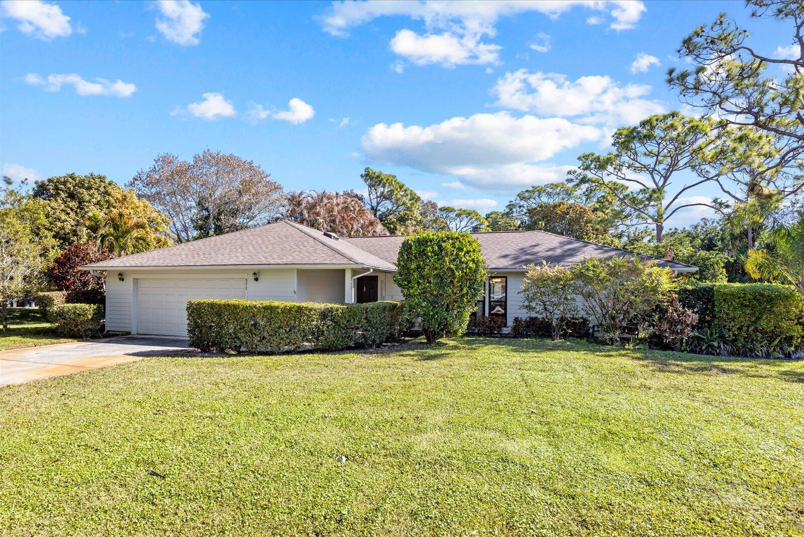 571 NE TOWN Terrace