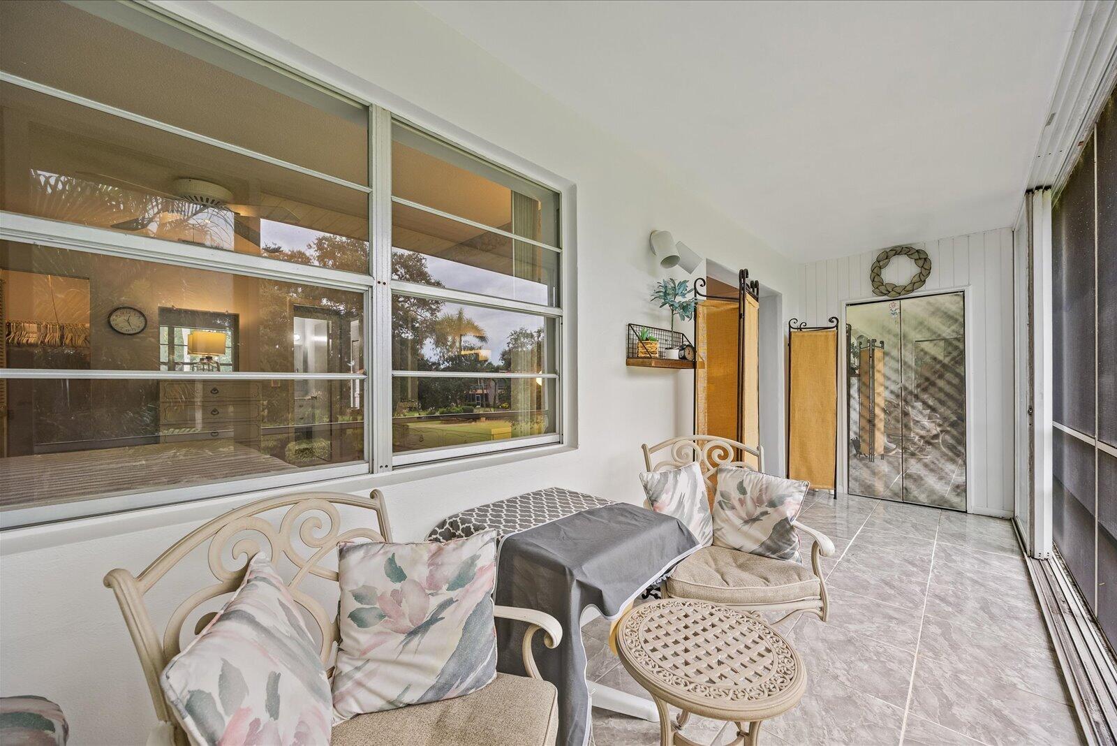 1909 SW PALM CITY Road H
