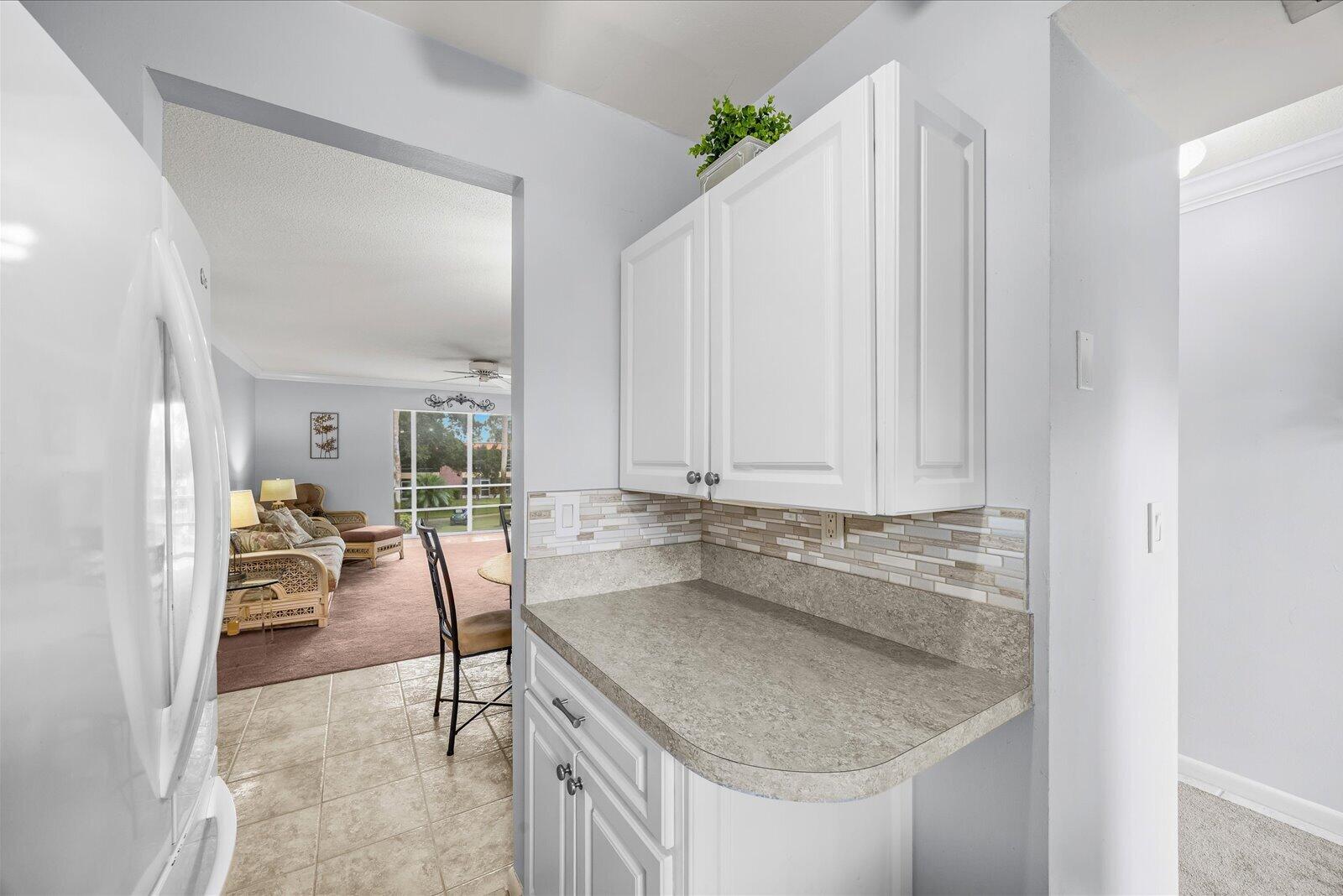 1909 SW PALM CITY Road H