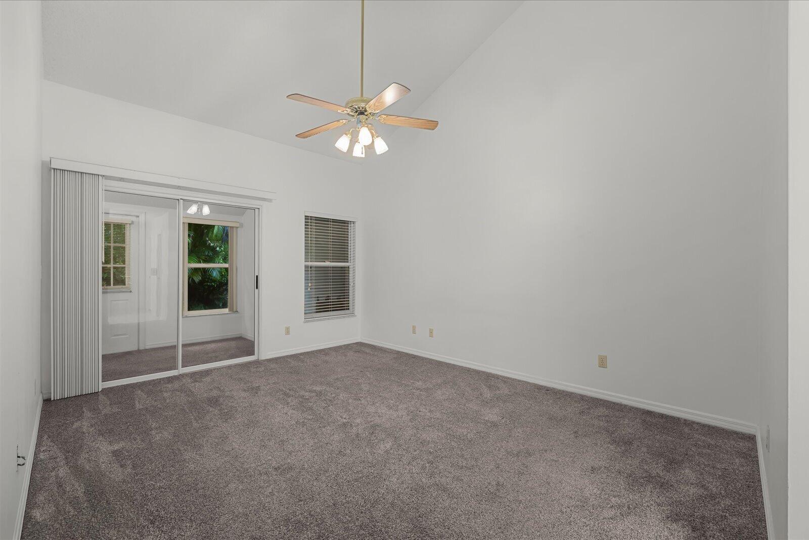 663 NE WAX MYRTLE Way