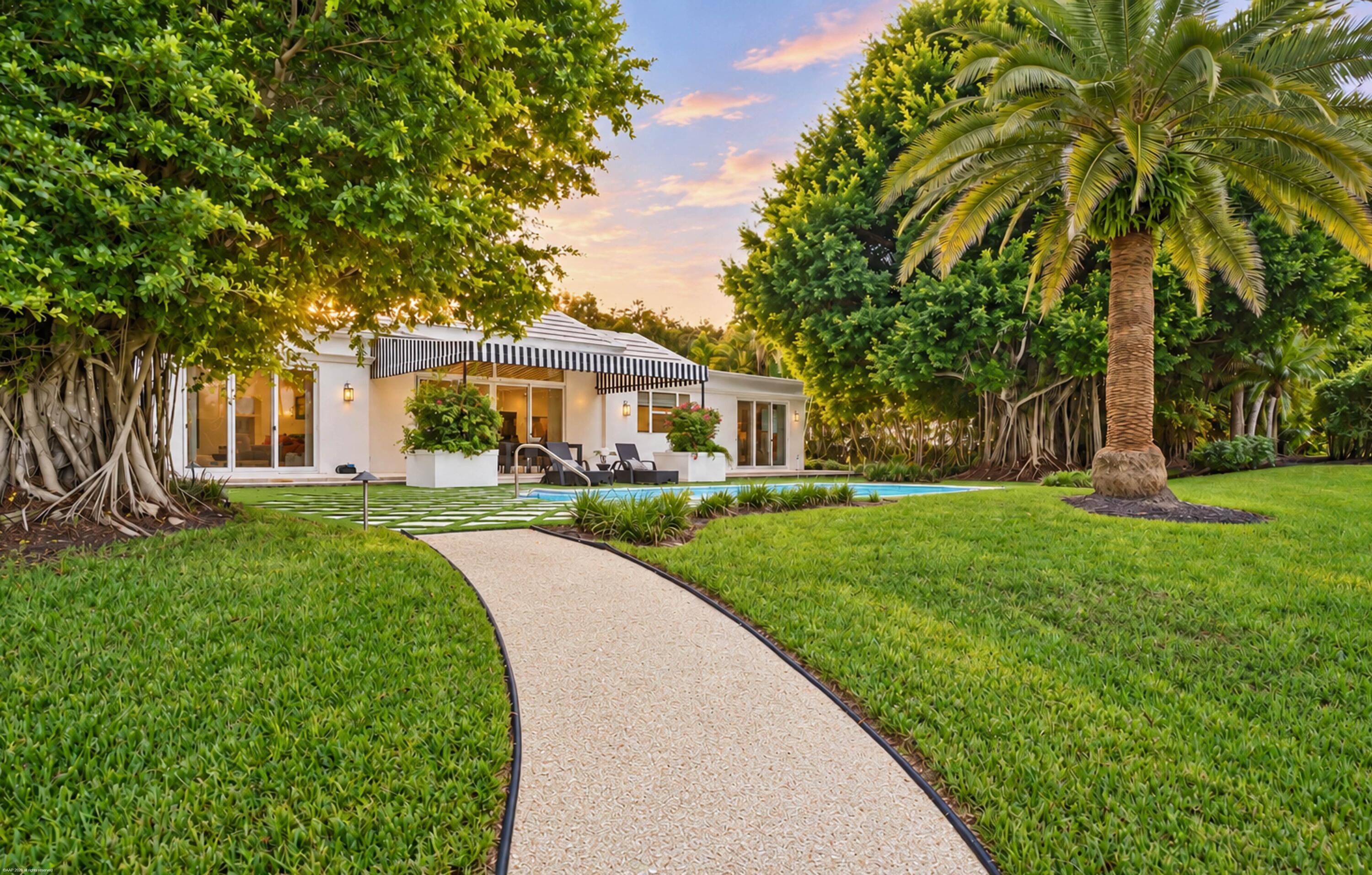 18397 SE HERITAGE Drive